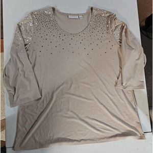 Susan Graver Tunic Top Shirt SZ L 3/4 Sleeve Beige Lettuce Ruffle/Tiered Knit